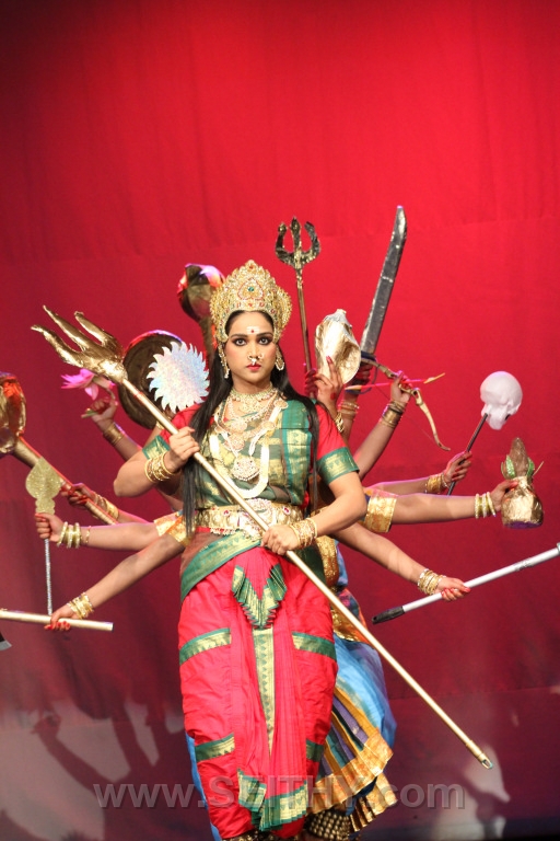 LORDKRISHNA-TORONTO300313SEITHY (201)